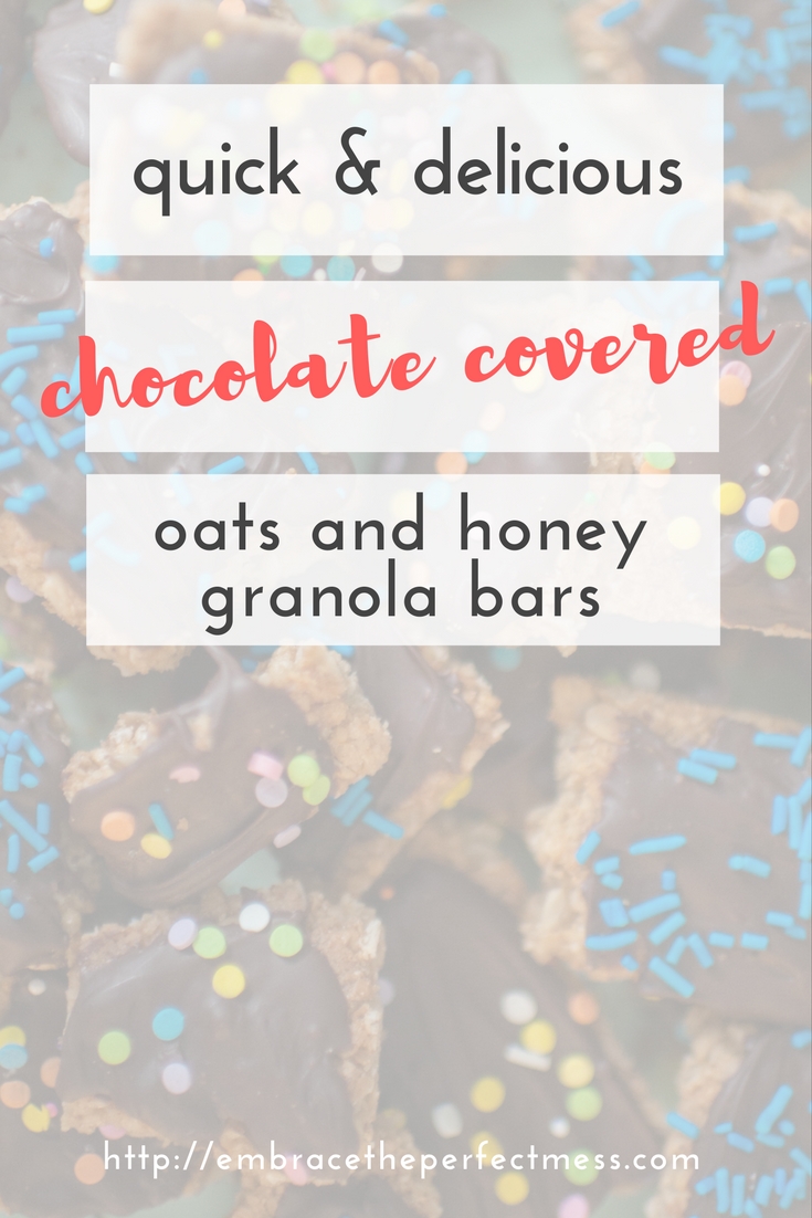 This recipe for chocolate covered oats and honey granola bars is delicious, healthy, and so easy to make!!